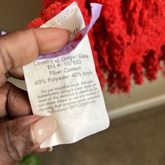 Popcorn Red throw Blanket Decor 50”x60” - Picture 5 of 6